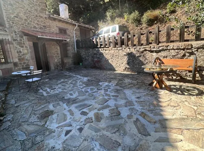 Gospodarstwo wiejskie Basiver - Pico Samelar *